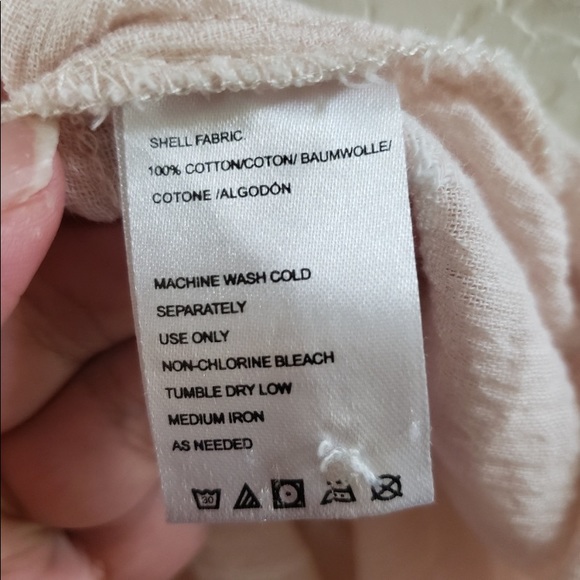 Anthro Isabella Sinclair button up top size Medium - Picture 7 of 9